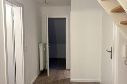 Wohnung Bremerhaven Geestemünde - 2.5 Zimmer, 50 m&sup2;, 600&euro; | Angebot:25853122