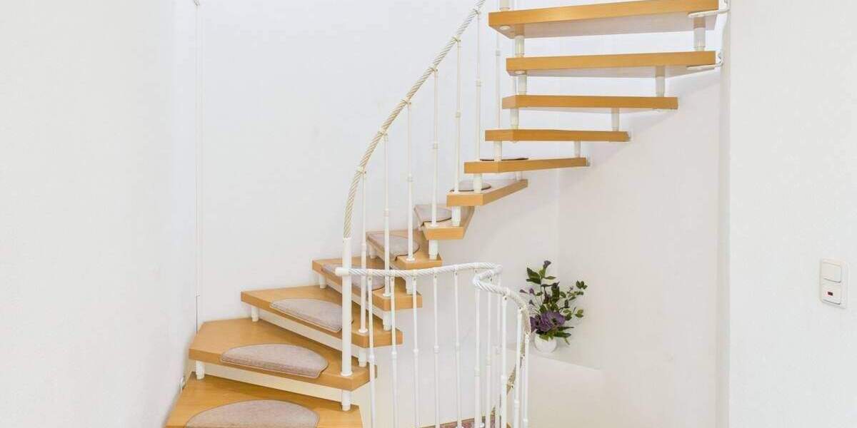 Reihenmittelhaus Bremerhaven Lehe - 6 Zimmer, 175 m&sup2;, 359.000&euro; | Angebot:24916557