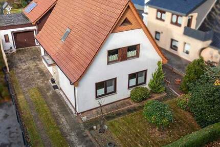 Geestland - Debstedt Individuelles Einfamilienhaus mit zwei Garagen auf großem Grundstück 7 zimmer