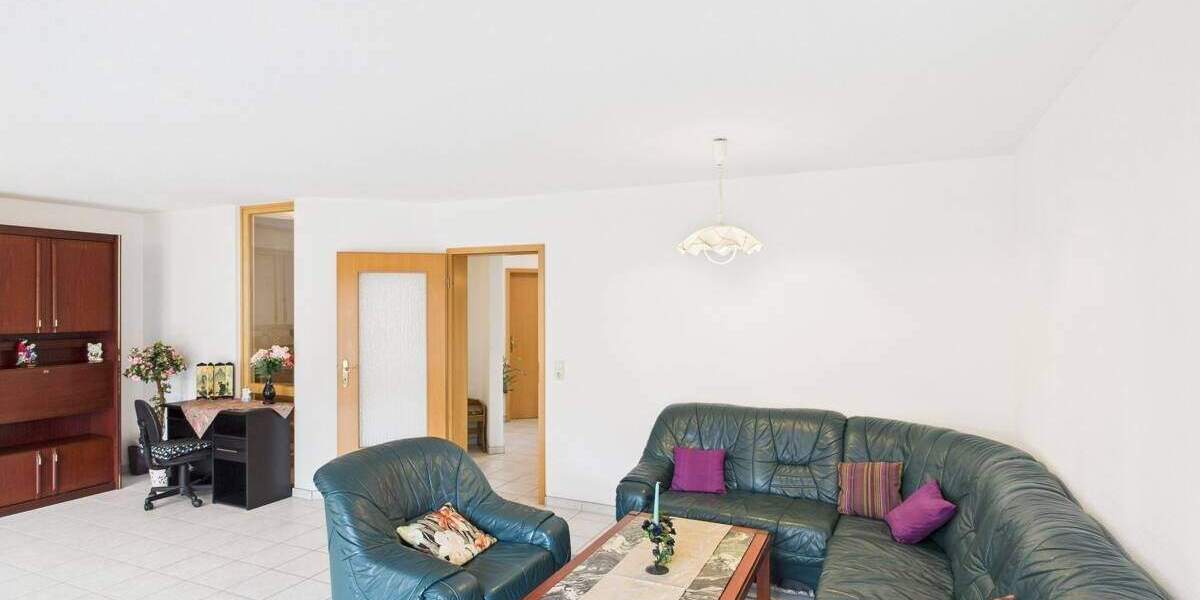 Reihenmittelhaus Bremerhaven Lehe - 6 Zimmer, 175 m&sup2;, 359.000&euro; | Angebot:24916557