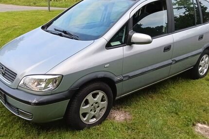 Opel Zafira 99.800 km 2.499 &euro; Loxstedt-Nesse 27612