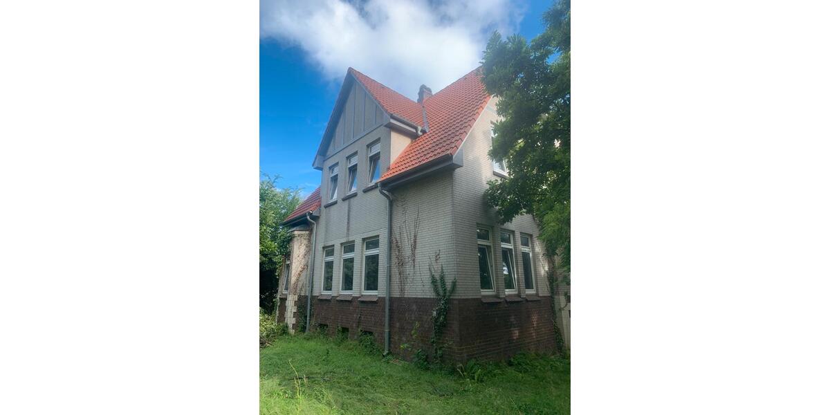 Villa Beverstedt - 9 Zimmer, 260 m&sup2;, 230.000&euro; | Angebot:27144683