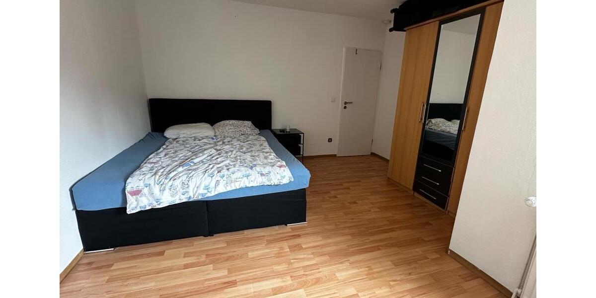 Dachgeschoßwohnung Bremerhaven Mitte - 4 Zimmer, 94 m&sup2;, 129.000&euro; | Angebot:26588513