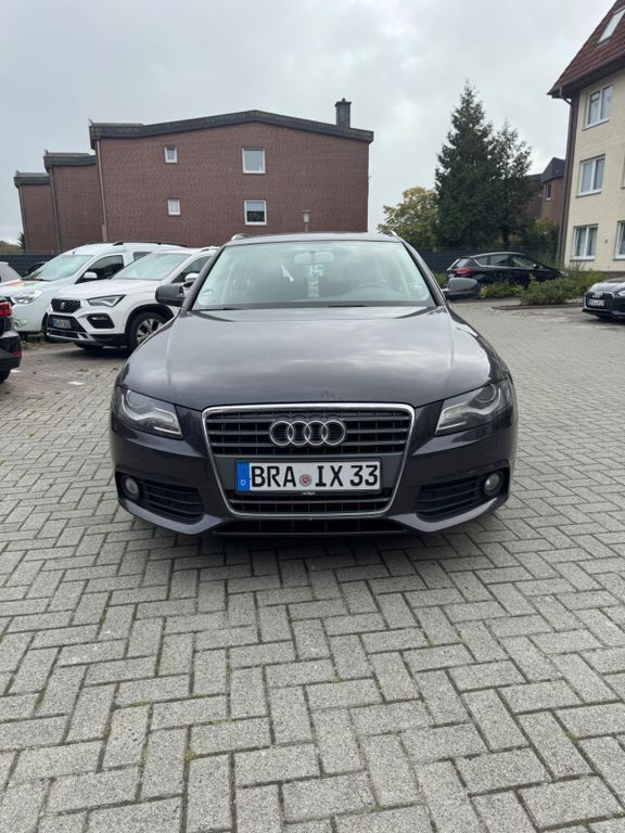 Audi A4 129.000 km 7.999 € Nordenham 26954