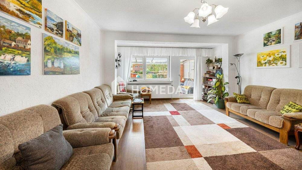 Modernisiertes Einfamilienhaus mit flexibler Aufteilung, viel Platz und großem Garten 7 zimmer