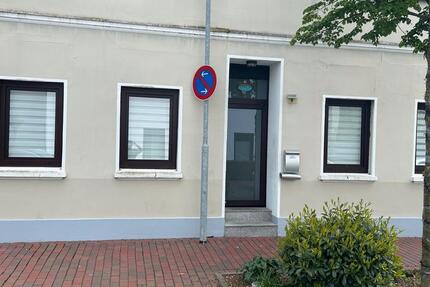 Haus Nordenham - 4 Zimmer, 104 m&sup2;, 125.000&euro; | Angebot:27625564