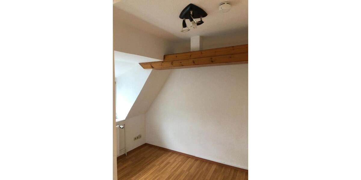 Dachgeschoßwohnung Wilhelmshaven Heppens - 2 Zimmer, 55 m&sup2;, 456&euro; | Angebot:26702147