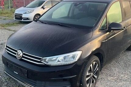 VW Touran 47.810 km 22.790 € Bremerhaven 27568