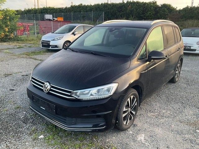 VW Touran 47.810 km 22.790 € Bremerhaven 27568