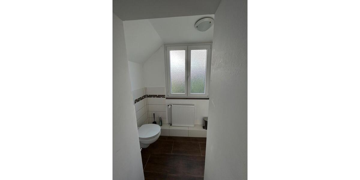 Bremerhaven, große Wohnung in guter Lage zu vermieten. 5 zimmer