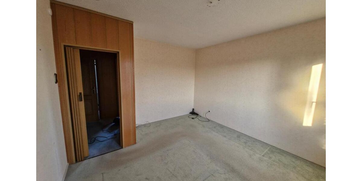 Reihenhaus Bremerhaven Lehe - 4.5 Zimmer, 90 m&sup2;, 125.000&euro; | Angebot:25539439