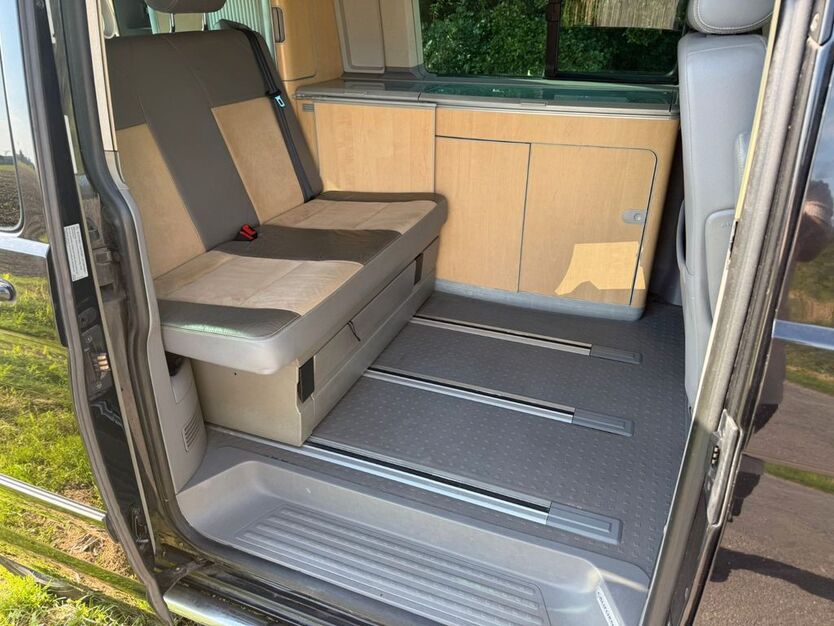 VW T5 Transporter 279.000 km 18.990 € Bremerhaven 27576