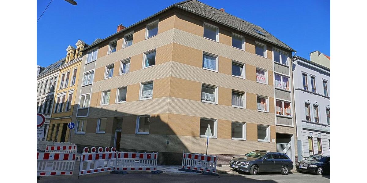 Gepflegte, helle 4-Zimmer Wohnung mit Balkon in Bremerhaven 4 zimmer