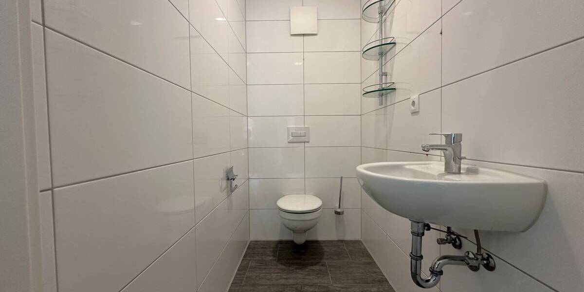 Etagenwohnung Bremerhaven Geestemünde - 3 Zimmer, 99 m&sup2;, 1.250&euro; | Angebot:21362643