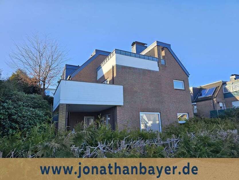 Haus zum Kaufen in Bad Bederkesa 445.000 € 240 m²