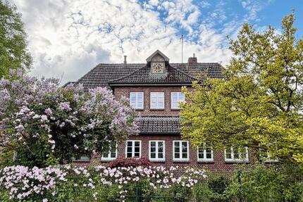 Haus Hagen im Bremischen - 9 Zimmer, 300 m&sup2;, 600.000&euro; | Angebot:26536539