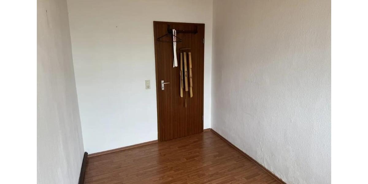 Erdgeschoßwohnung Bremerhaven Mitte - 3 Zimmer, 44 m&sup2;, 68.000&euro; | Angebot:27112736