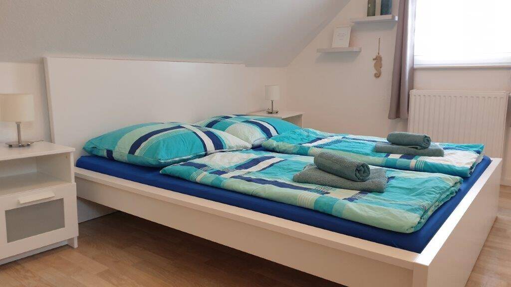 Mehrfamilienhaus, Wohnhaus Butjadingen / Burhave Burhave - 9 Zimmer, 160 m&sup2;, 639.000&euro; | Angebot:26155314