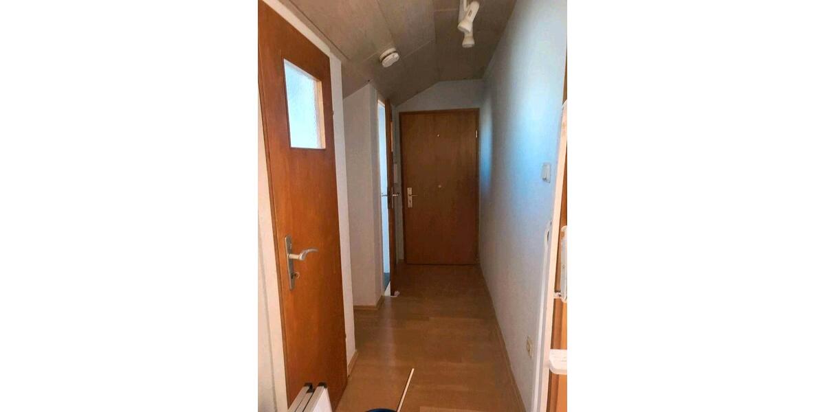 Dachgeschoßwohnung Wilhelmshaven Heppens - 3 Zimmer, 44 m&sup2;, 360&euro; | Angebot:26294967