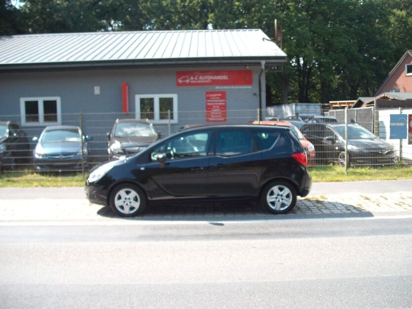 Opel Meriva 104.206 km 5.999 € Loxstedt-Hahnenknoop 27612