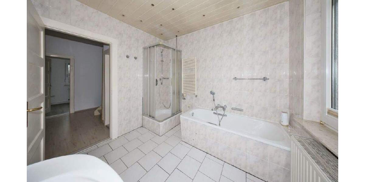 Einfamilienhaus Wilhelmshaven-Heppens Heppens - 5 Zimmer, 112 m&sup2;, 330.000&euro; | Angebot:24220386