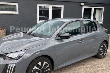 Peugeot 208 24.952 km 17.590 &euro; Bremerhaven 27580