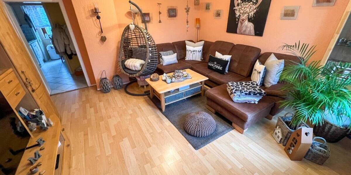 Etagenwohnung Bremerhaven Lehe - 4 Zimmer, 76 m&sup2;, 90.000&euro; | Angebot:26358553