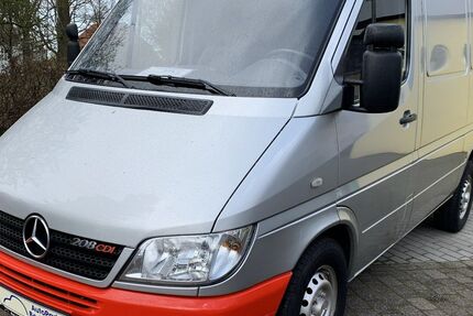 Mercedes-Benz Sprinter 157.400 km 10.970 &euro; Geestland 27624