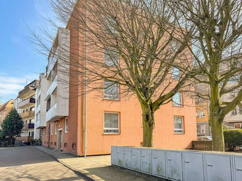 Wohnung zum Kaufen in Bremerhaven 99.000 € 74 m²