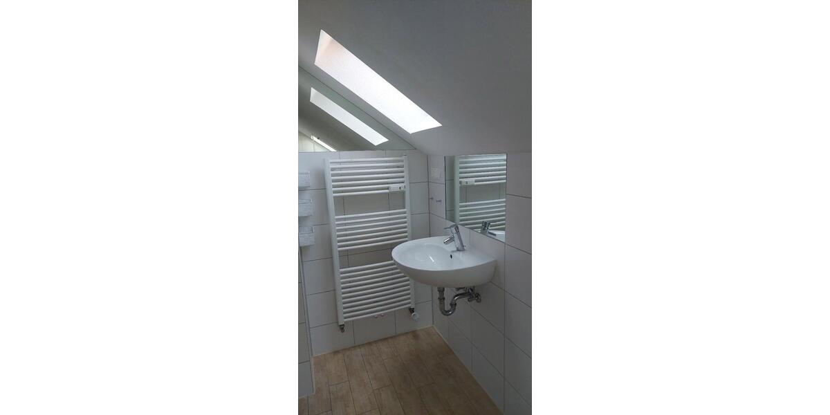 Dachgeschoßwohnung Wilhelmshaven Heppens - 2 Zimmer, 50 m&sup2;, 595&euro; | Angebot:26087042