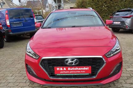 Hyundai i30 119.695 km 7.999 &euro; Geestland 27607
