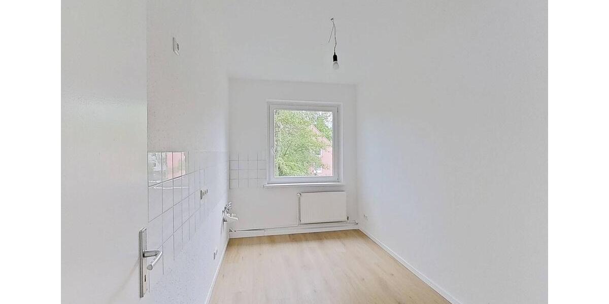 Etagenwohnung Nordenham - 4 Zimmer, 87 m&sup2;, 609&euro; | Angebot:26632535