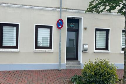 Haus Nordenham - 4 Zimmer, 104 m&sup2;, 130.000&euro; | Angebot:27002057