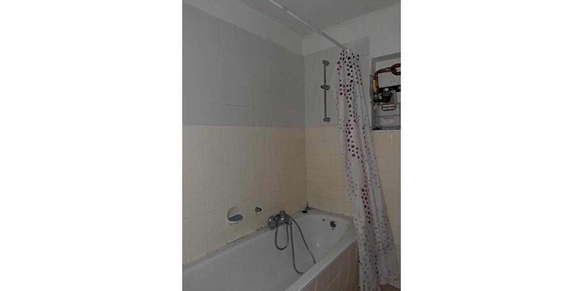 Etagenwohnung Bremerhaven Wulsdorf - 3 Zimmer, 75 m&sup2;, 375&euro; | Angebot:26020509