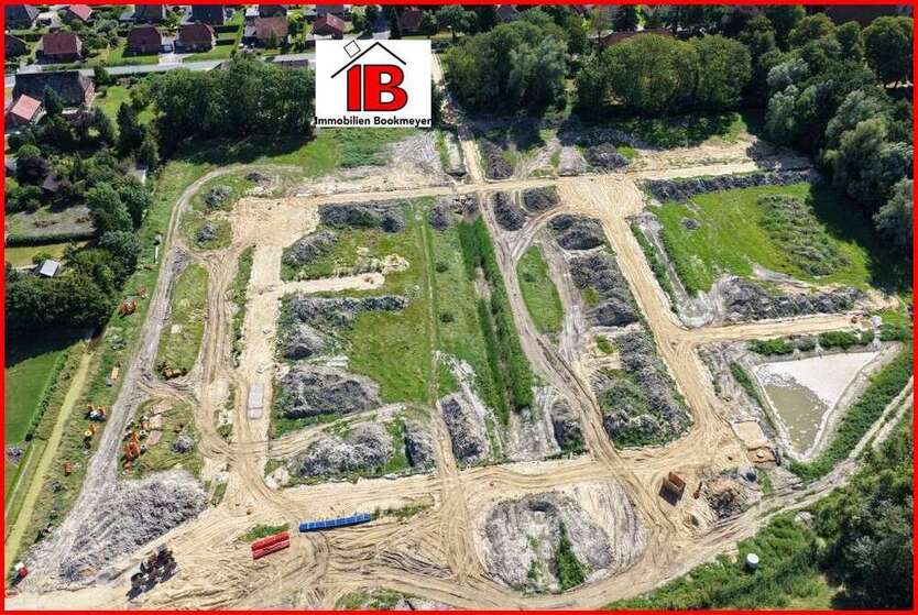 Grundstück zu verkaufen in Stadland 45.360 € 560 m²