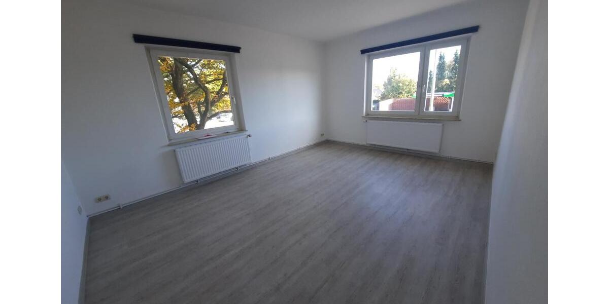 Dachgeschoßwohnung Wilhelmshaven Heppens - 2 Zimmer, 63 m&sup2;, 420&euro; | Angebot:24847505