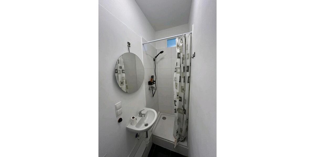 Etagenwohnung Bremerhaven Mitte - 5 Zimmer, 130 m&sup2;, 142.000&euro; | Angebot:26244884