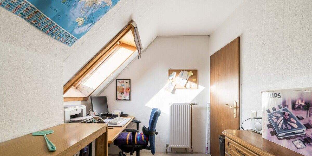Einfamilienhaus Bremerhaven Lehe - 4 Zimmer, 156 m&sup2;, 270.000&euro; | Angebot:23061257