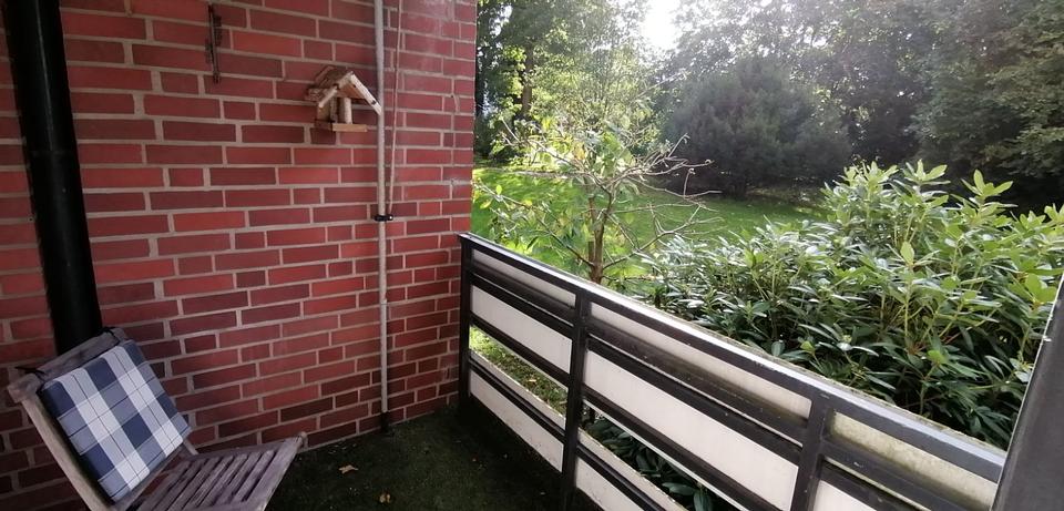 3 ZKB in Bremerhaven am Bürgerpark mit Balkon und PKW Stellplatz 3 zimmer