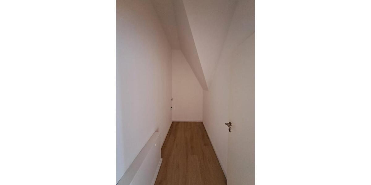 Etagenwohnung Bremerhaven - 1 Zimmer, 41 m&sup2;, 510&euro; | Angebot:26493850
