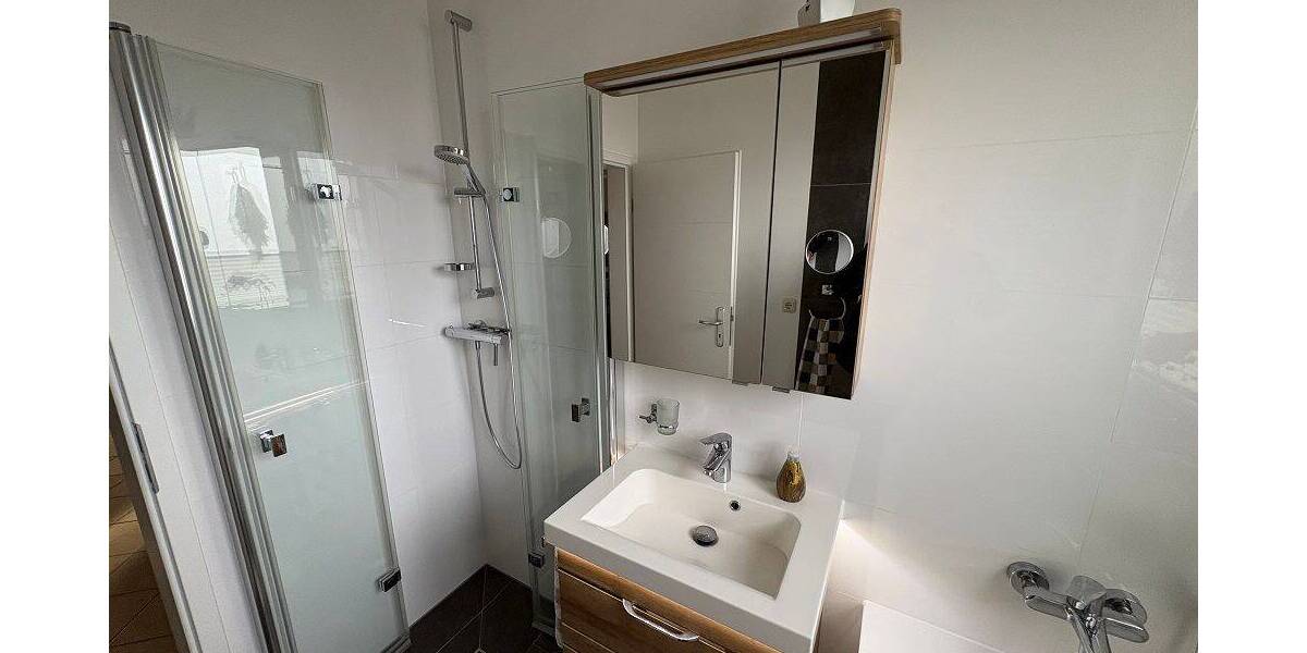 Bungalow Nordenham - 3 Zimmer, 108 m&sup2;, 240.000&euro; | Angebot:26128074
