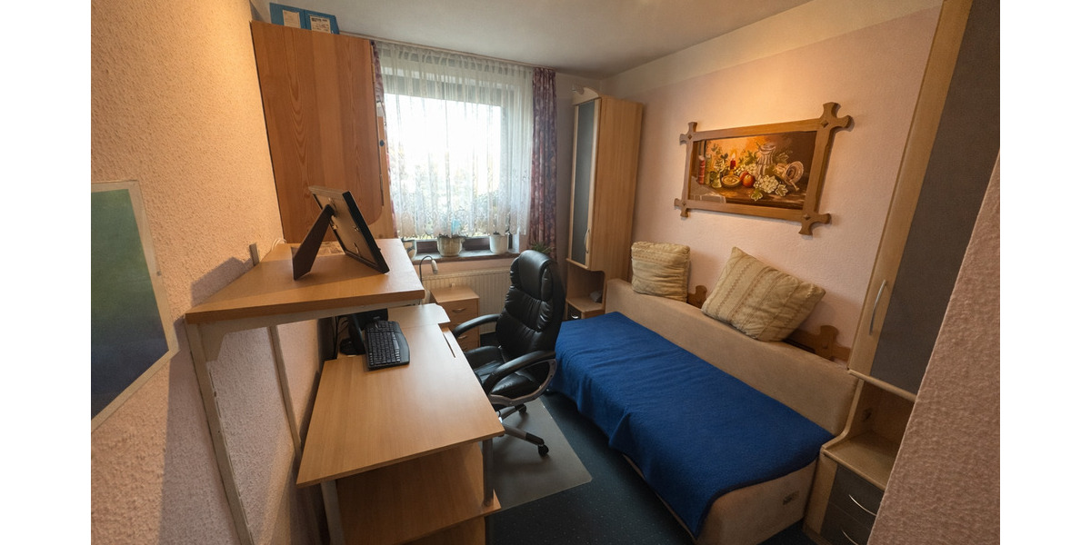 Etagenwohnung Nordenham - 3 Zimmer, 65 m&sup2;, 76.000&euro; | Angebot:25371427