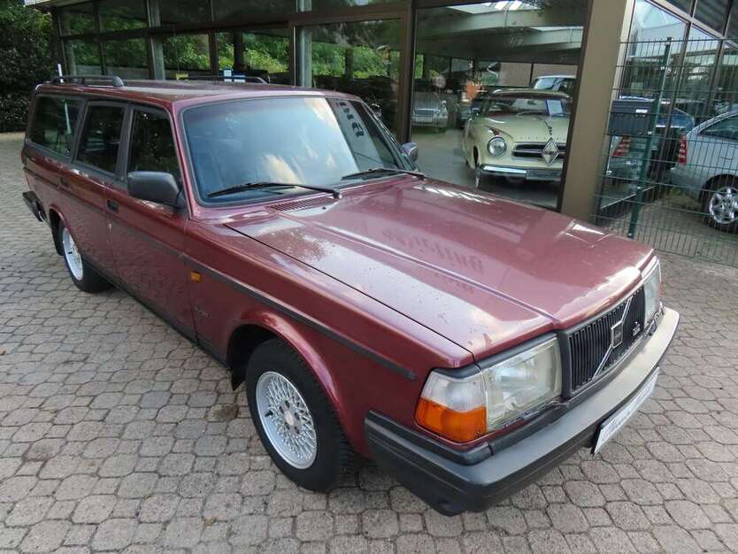 Volvo 240 296.650 km 5.800 € Beverstedt 27616