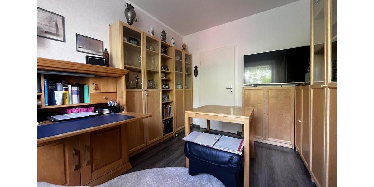 Etagenwohnung Bremerhaven Mitte - 3 Zimmer, 98 m&sup2;, 1.046&euro; | Angebot:21479708