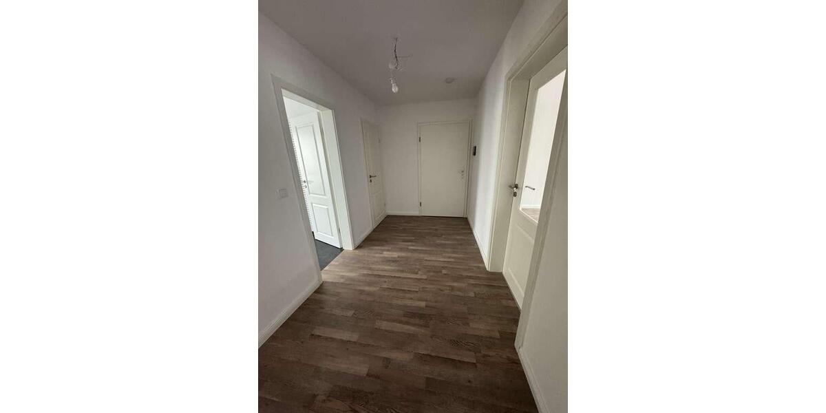 Etagenwohnung Bremerhaven Mitte - 2 Zimmer, 76 m&sup2;, 780&euro; | Angebot:26687892
