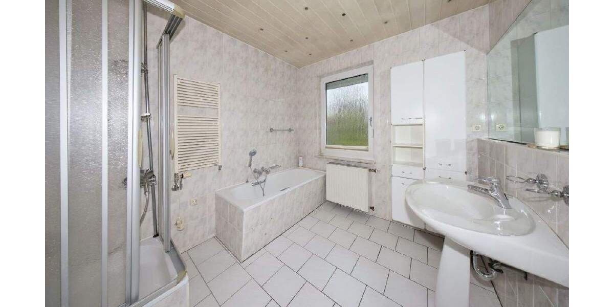 Einfamilienhaus Wilhelmshaven-Heppens Heppens - 5 Zimmer, 112 m&sup2;, 330.000&euro; | Angebot:24220386