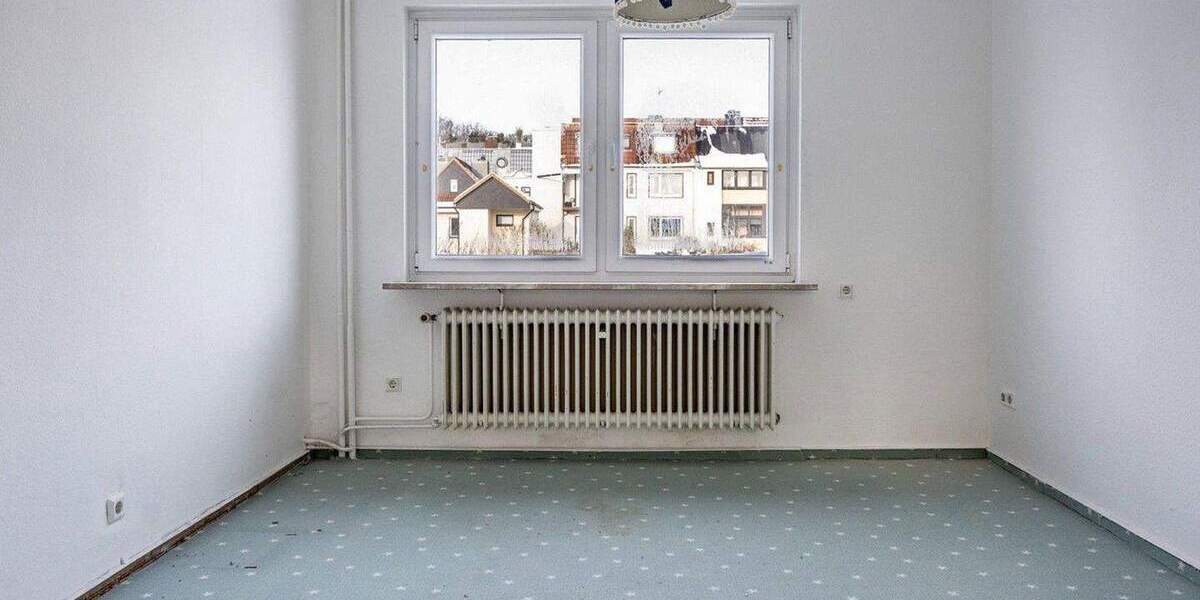 Reihenmittelhaus Bremerhaven Lehe - 8 Zimmer, 144 m&sup2;, 199.900&euro; | Angebot:25098047