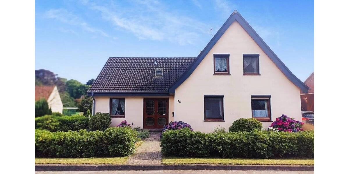 Modernisiertes EFH mit großem Grundstück, Glas-Terrasse & Sauna zimmer