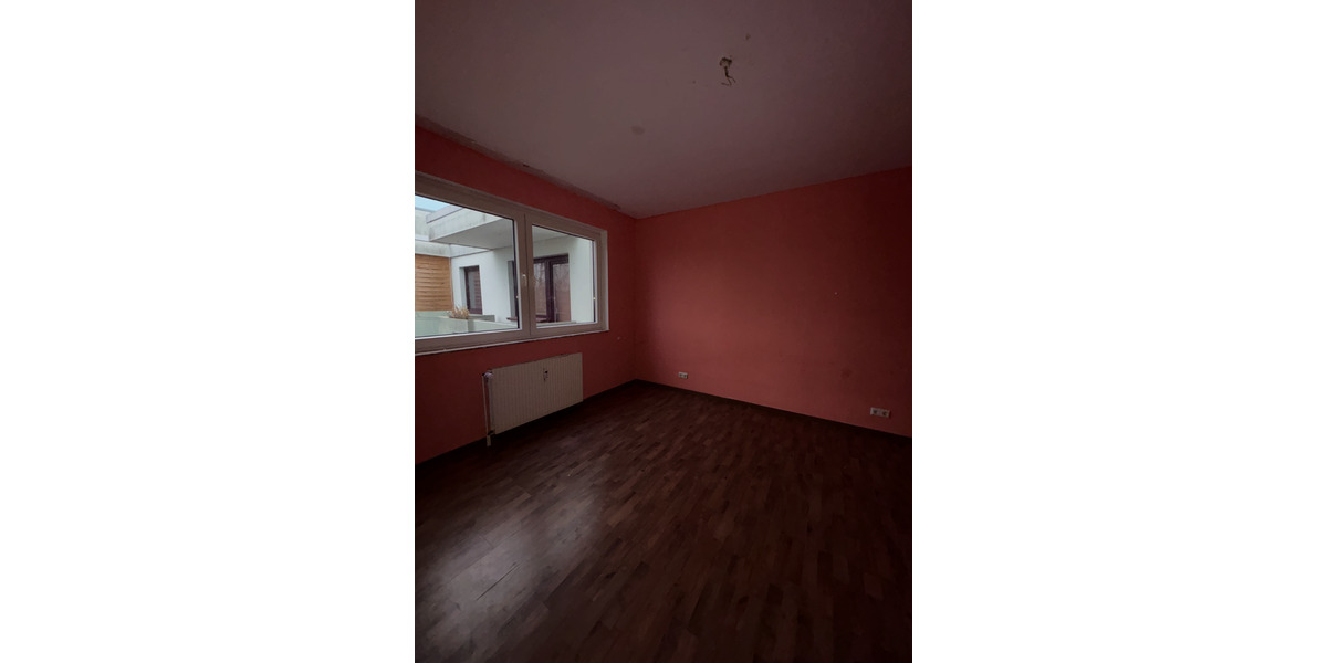 Etagenwohnung Bremerhaven - 3 Zimmer, 90 m&sup2;, 675&euro; | Angebot:25271681