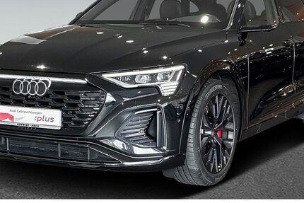 Audi Q8 e-tron 88.300 km 44.980 &euro; Bremerhaven 27576